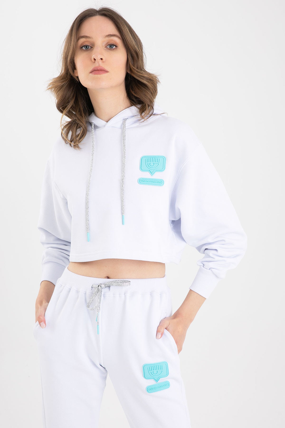 Chiara Ferragni Kapüşonlu Crop Winking Eye Sweatshirt-Libas Trendy Fashion Store