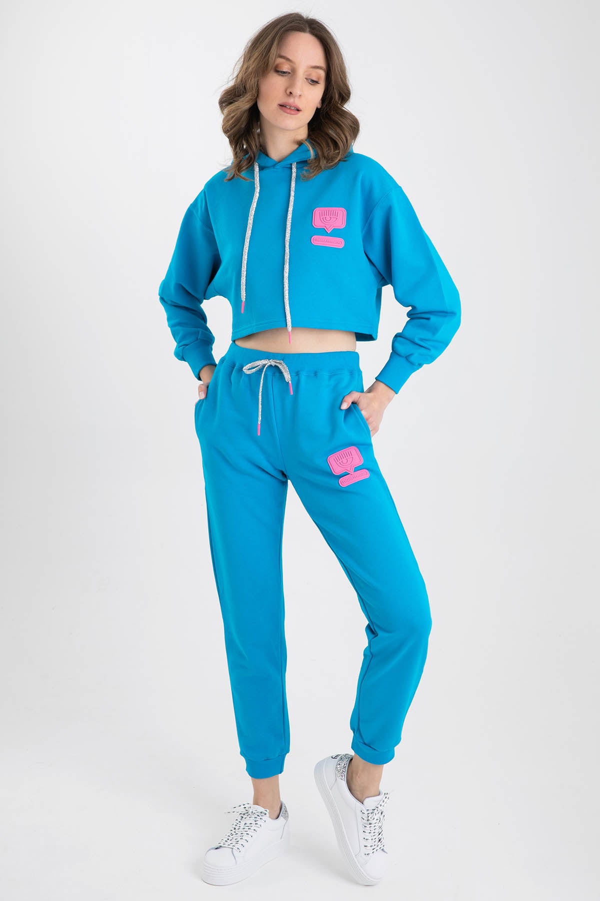 Chiara Ferragni Kapüşonlu Crop Winking Eye Sweatshirt-Libas Trendy Fashion Store