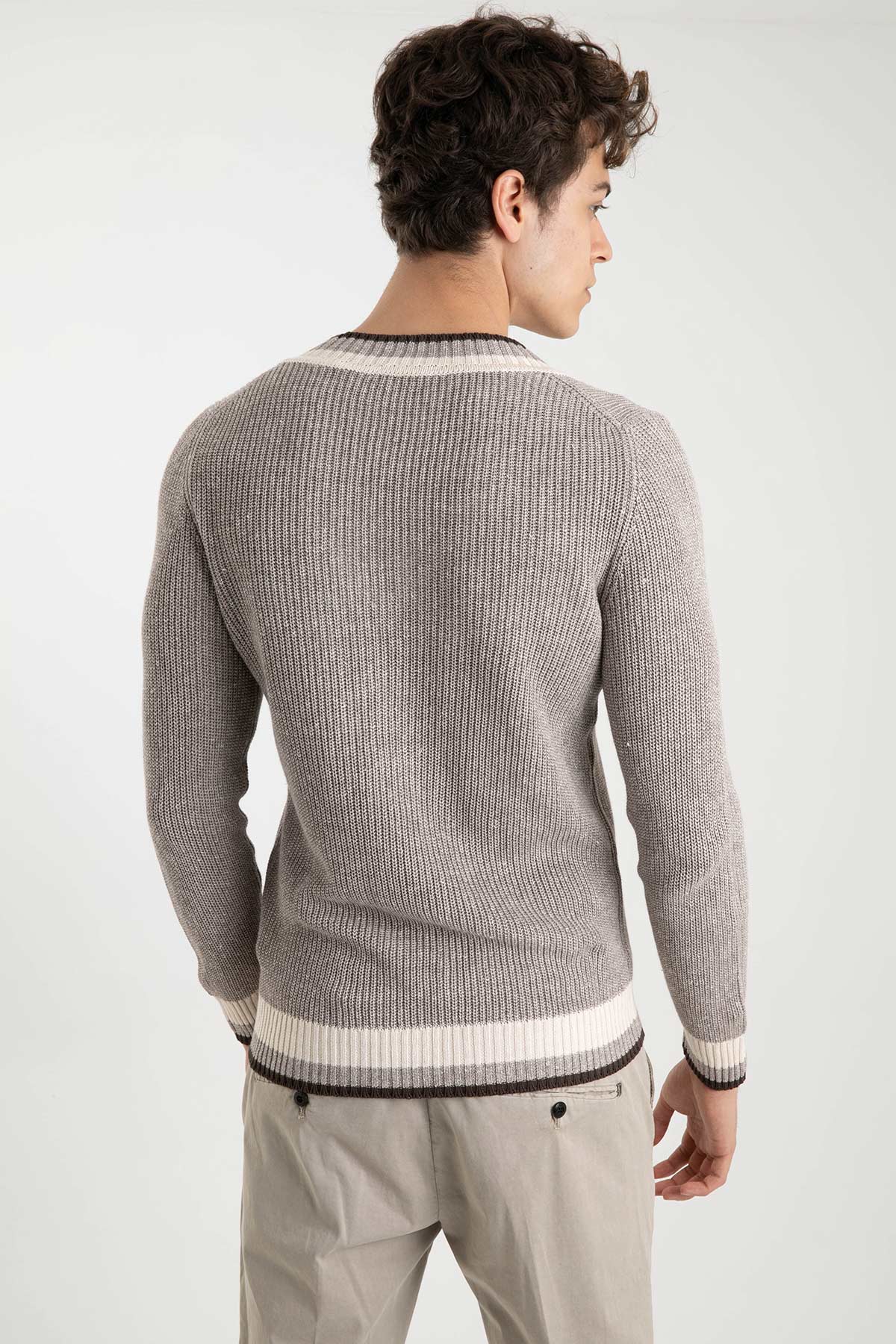 Gran Sasso V Yaka Keten Karışımlı Örgü Triko-Libas Trendy Fashion Store