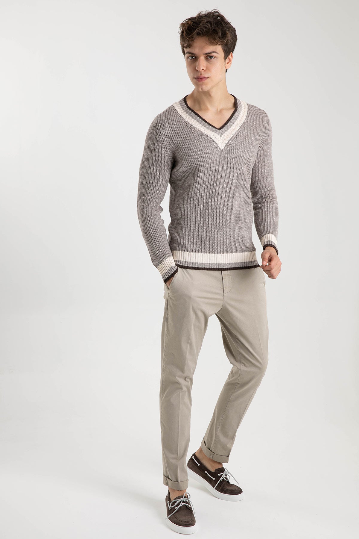 Gran Sasso V Yaka Keten Karışımlı Örgü Triko-Libas Trendy Fashion Store