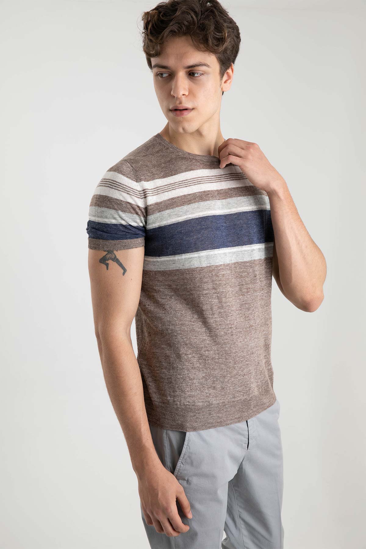 Gran Sasso Yuvarlak Yaka Keten T-shirt-Libas Trendy Fashion Store