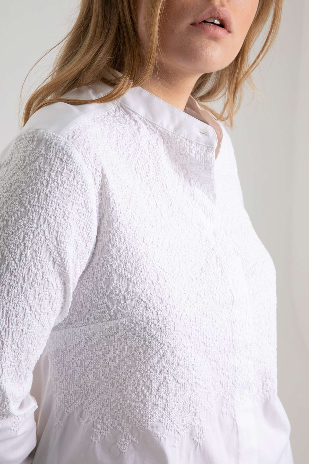 Tonet Nakış Kabartmalı Hakim Yaka Gömlek-Libas Trendy Fashion Store