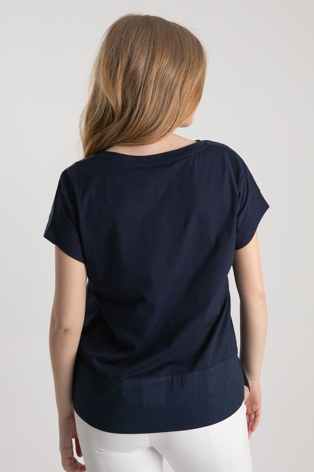 Tonet Yuvarlak Yaka Şerit Aksesuarlı Detaylı Bluz-Libas Trendy Fashion Store