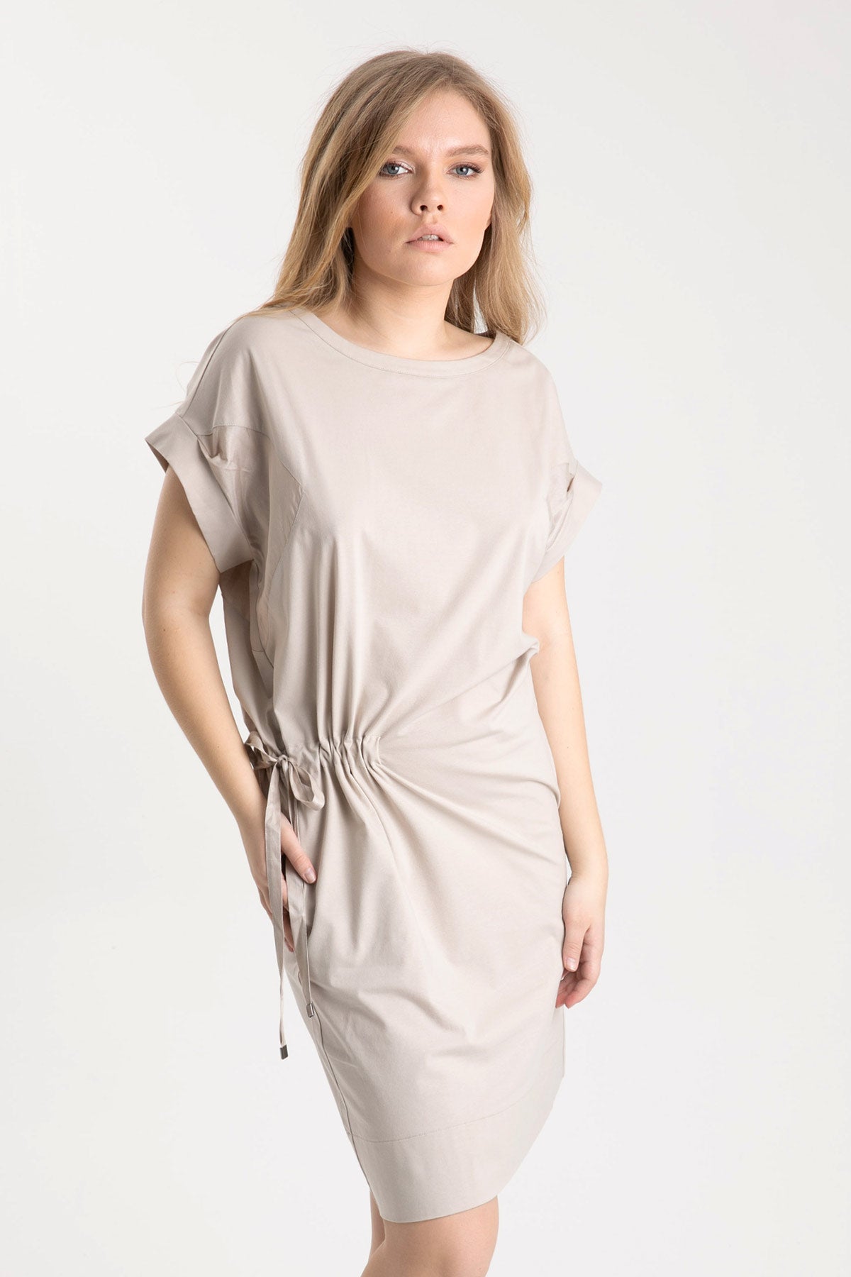 Tonet Belden Büzgülü Kısa Kollu Diz Üstü Elbise-Libas Trendy Fashion Store