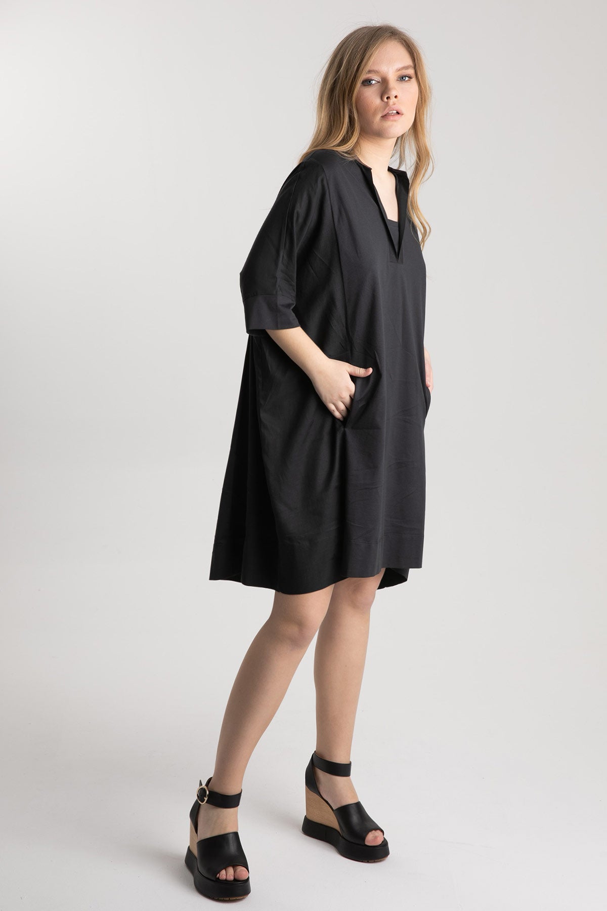 Tonet Rahat Kesim V Yaka Diz Üstü Elbise-Libas Trendy Fashion Store