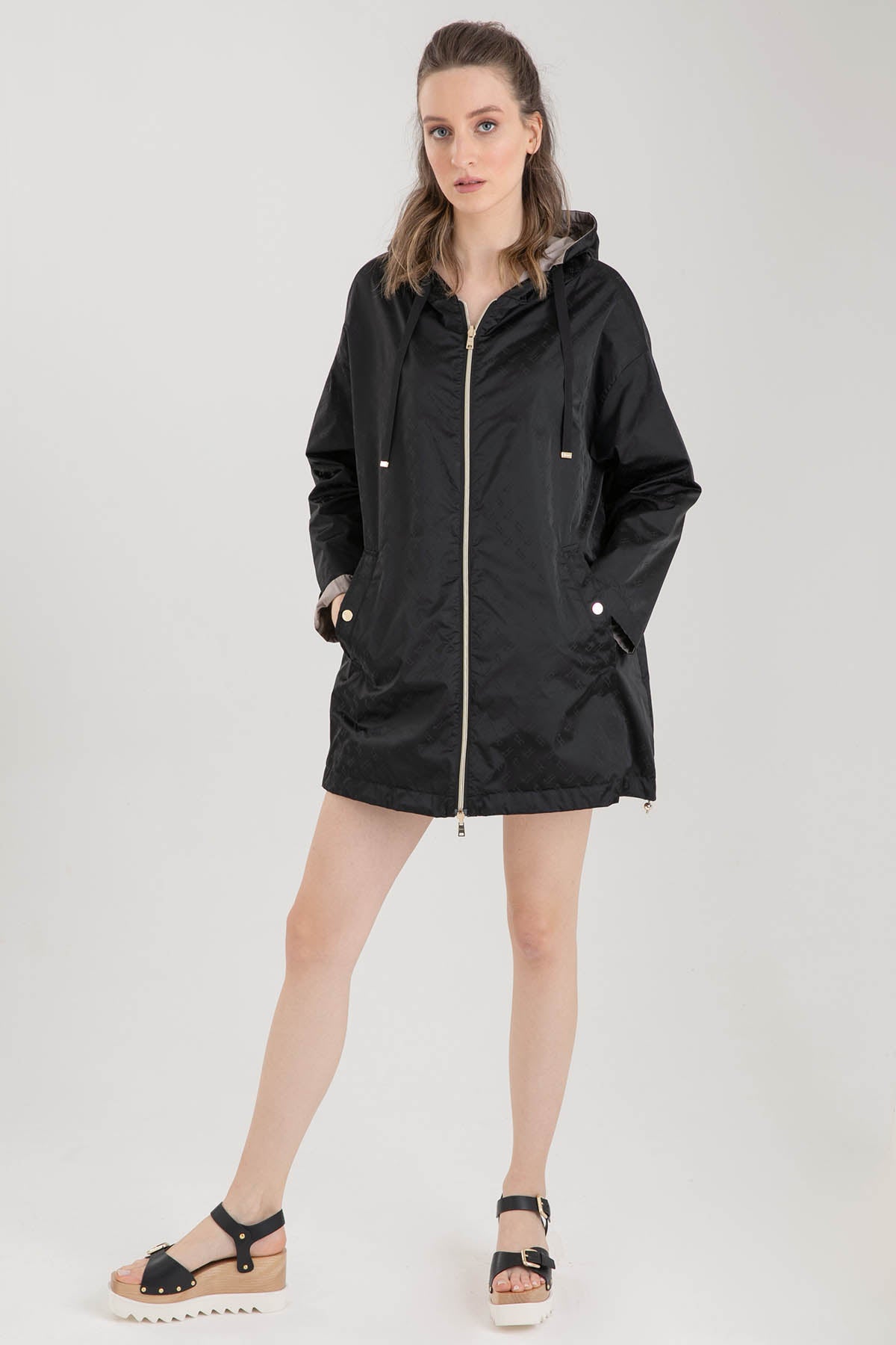 Herno Çift Taraflı Monogramlı Trençkot-Libas Trendy Fashion Store