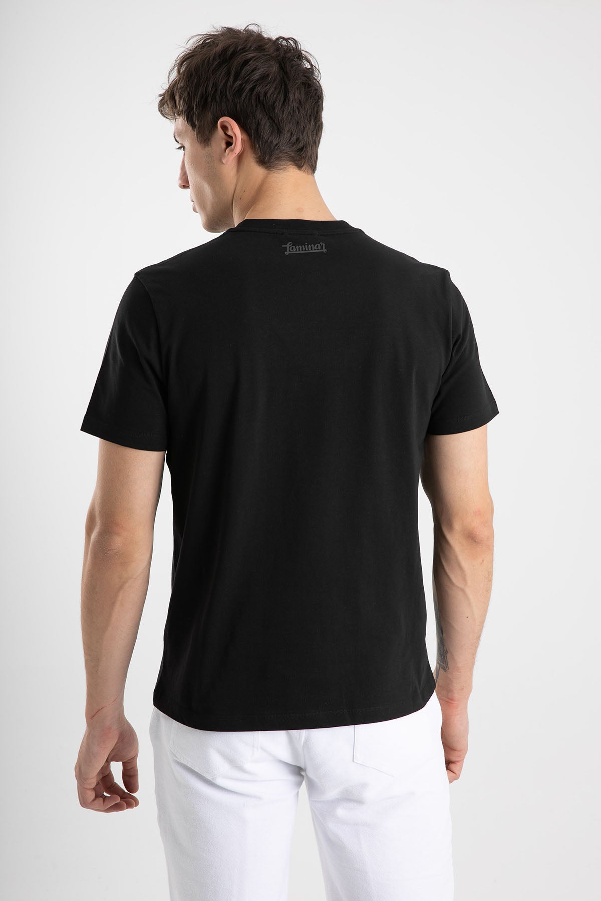 Herno Yuvarlak Yaka Cep Detaylı T-shirt-Libas Trendy Fashion Store