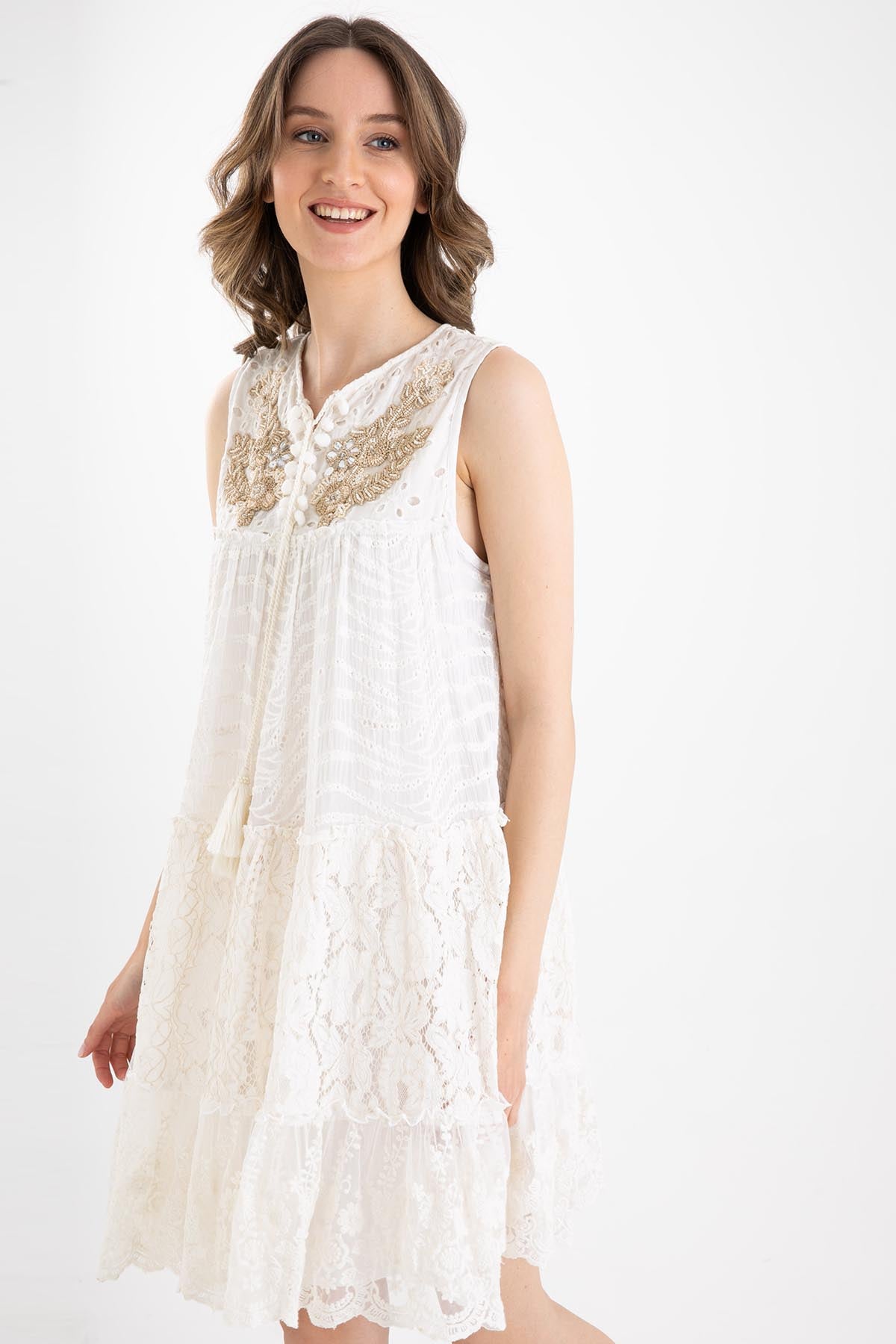 Rene Derhy Yaka Aksesuar Detaylı Diz Üstü Elbise-Libas Trendy Fashion Store
