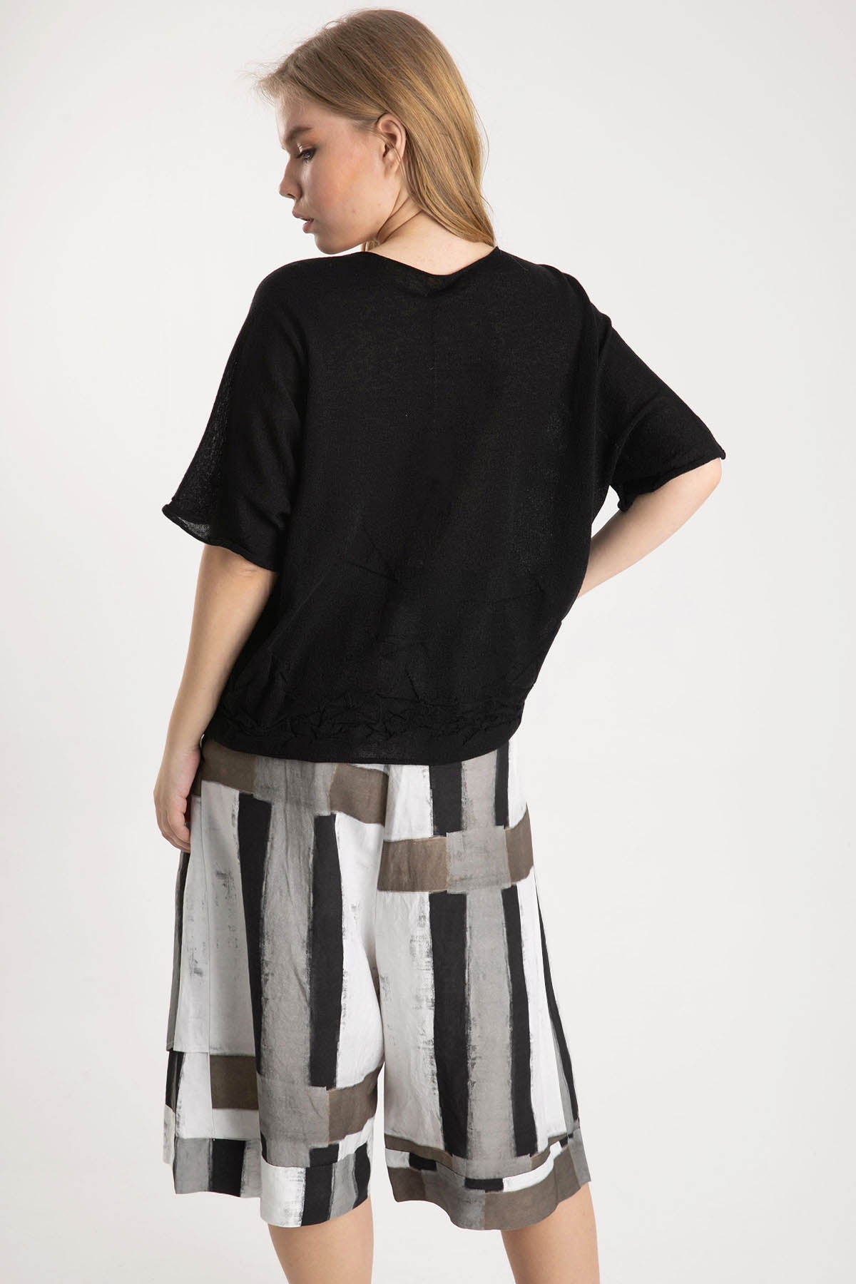 Crea Concept V Yaka Kreş Detaylı Bluz-Libas Trendy Fashion Store