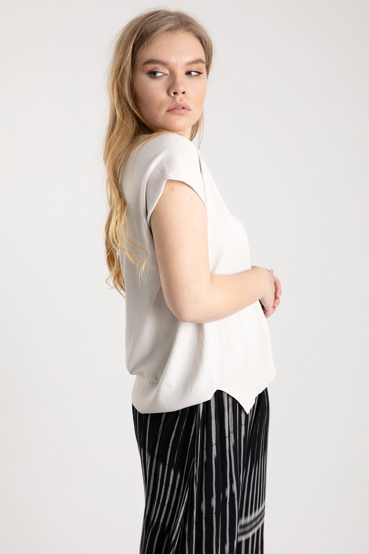 Crea Concept V Yakalı Asimetrik Bluz-Libas Trendy Fashion Store