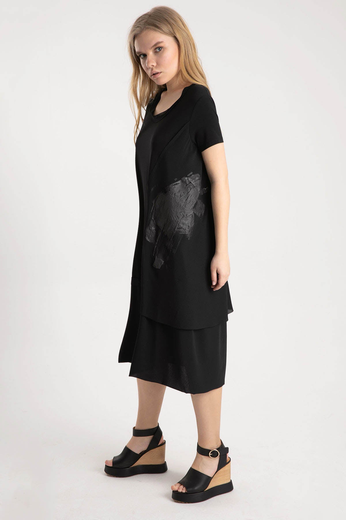 Crea Concept Yuvarlak Yaka Kabartma Detaylı Midi Elbise-Libas Trendy Fashion Store