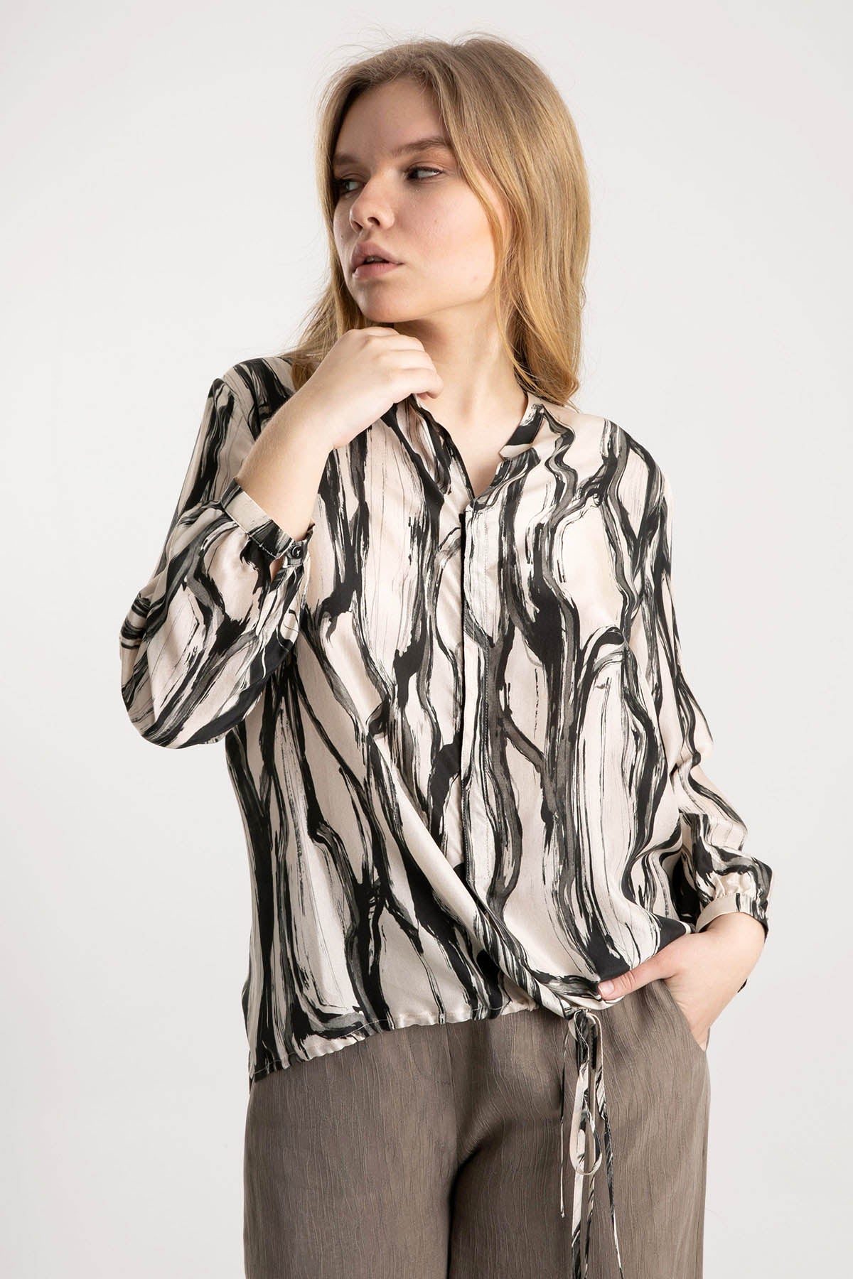 Crea Concept Belden Büzgülü İpek Gömlek-Libas Trendy Fashion Store