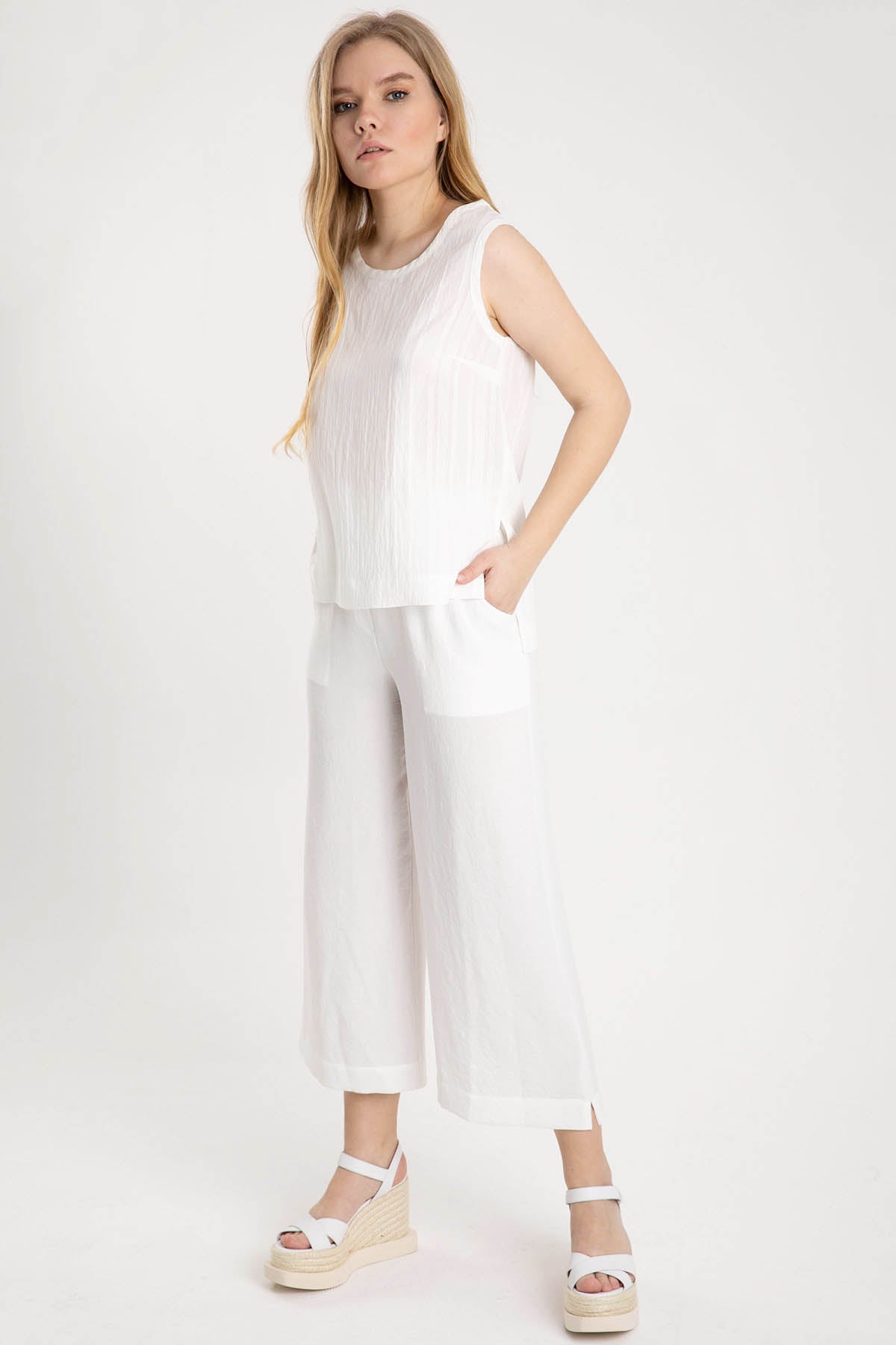 Crea Concept Yuvarlak Yaka Kolsuz Bluz-Libas Trendy Fashion Store