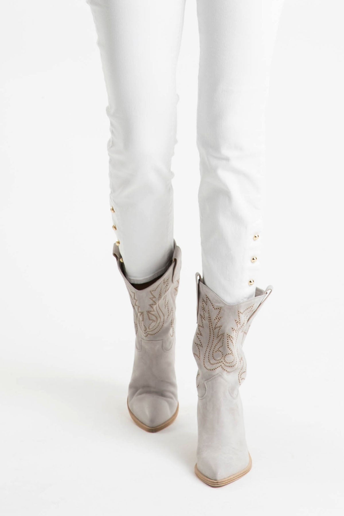 Fruit Western Topuklu Sivri Burun Nubuk Çizme-Libas Trendy Fashion Store