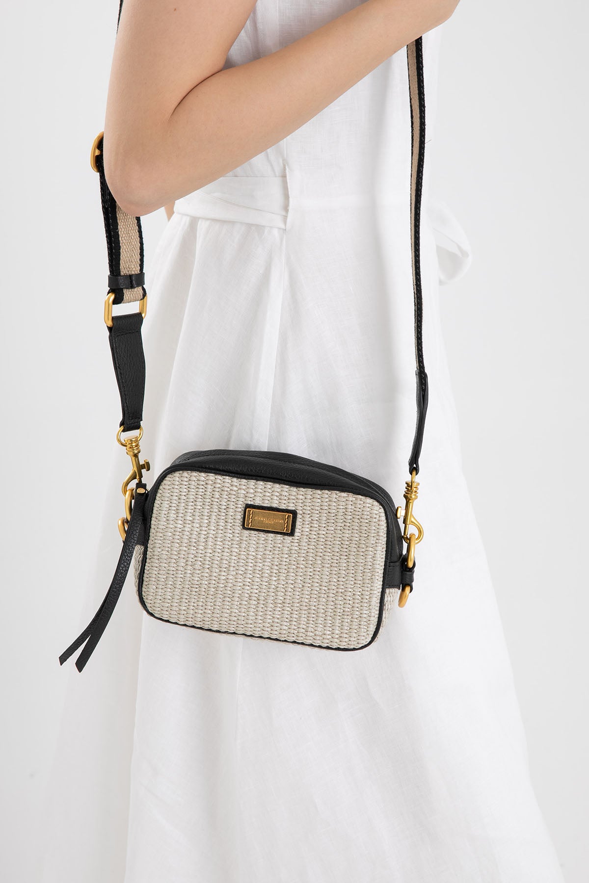 Gianni Chiarini Alyssa Deri Detaylı Hasır Örgü Çanta-Libas Trendy Fashion Store