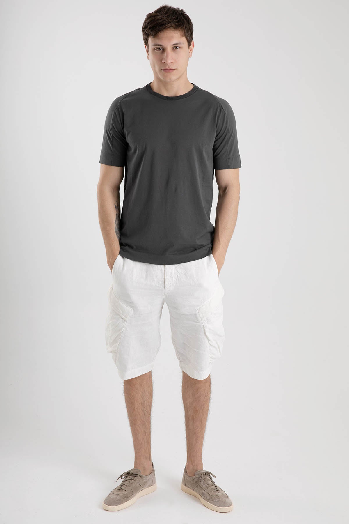 Transit Yuvarlak Yaka Kısa Kollu T-shirt-Libas Trendy Fashion Store