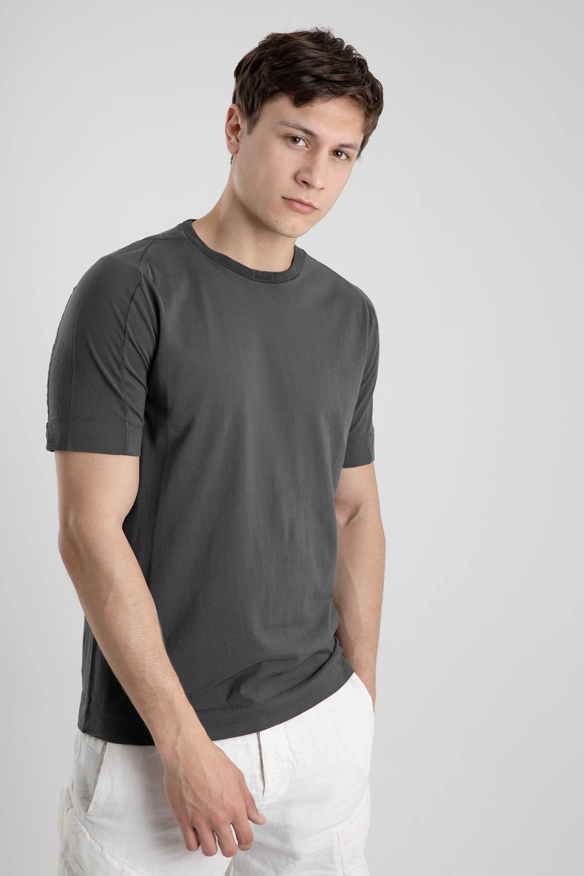 Transit Yuvarlak Yaka Kısa Kollu T-shirt-Libas Trendy Fashion Store