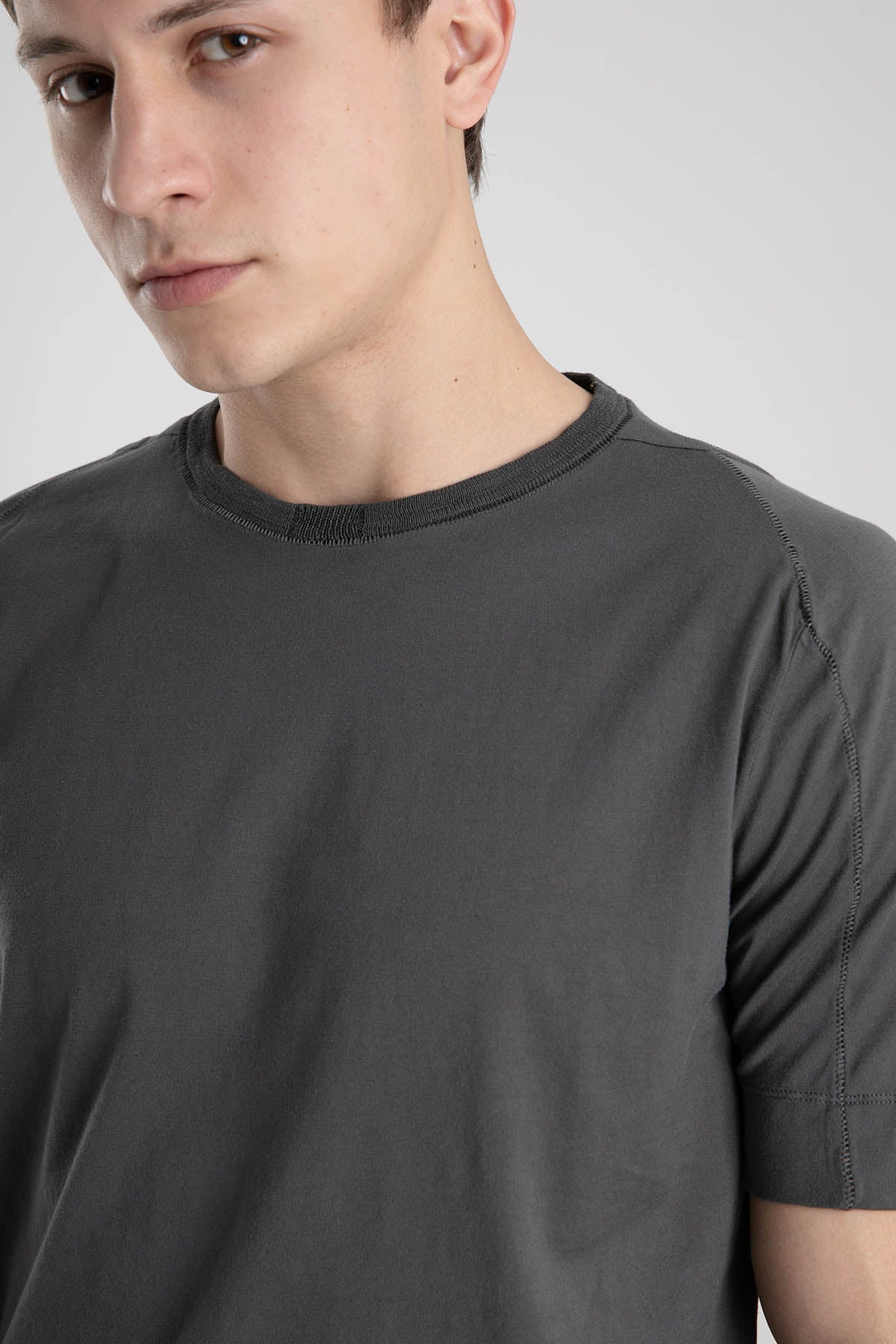 Transit Yuvarlak Yaka Kısa Kollu T-shirt-Libas Trendy Fashion Store