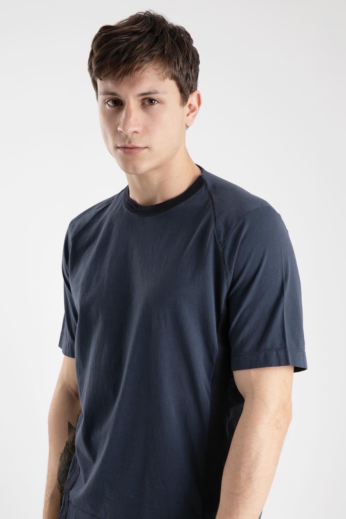 Transit Yuvarlak Yaka T-shirt-Libas Trendy Fashion Store