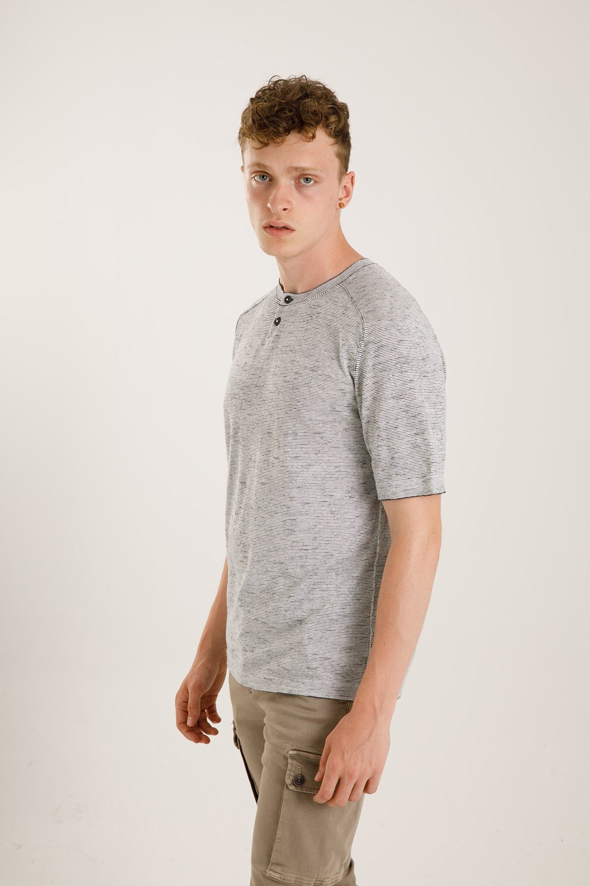 Transit İpek Karışımlı Düğmeli Yuvarlak Yaka T-shirt-Libas Trendy Fashion Store