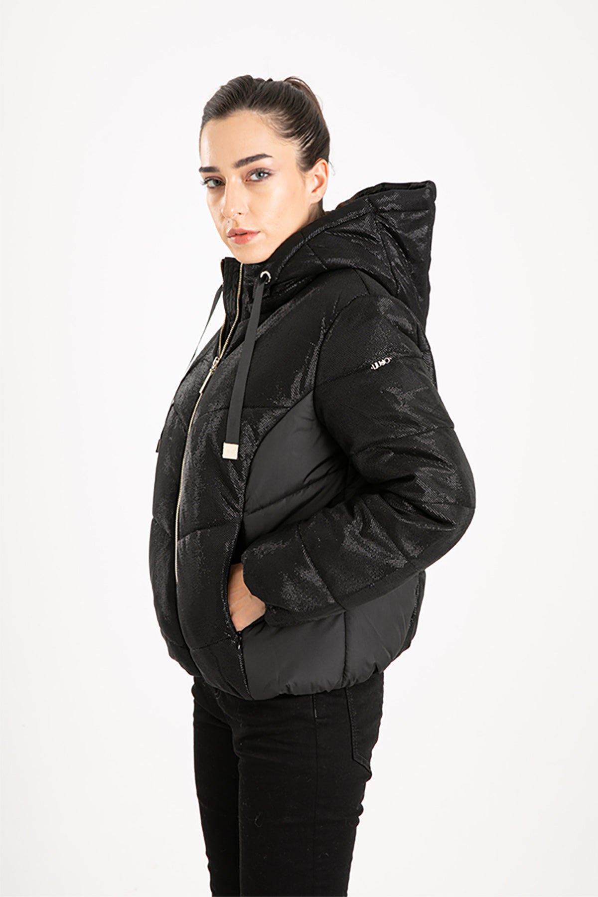 Liu Jo Kapüşonlu Puffer Mont-Libas Trendy Fashion Store