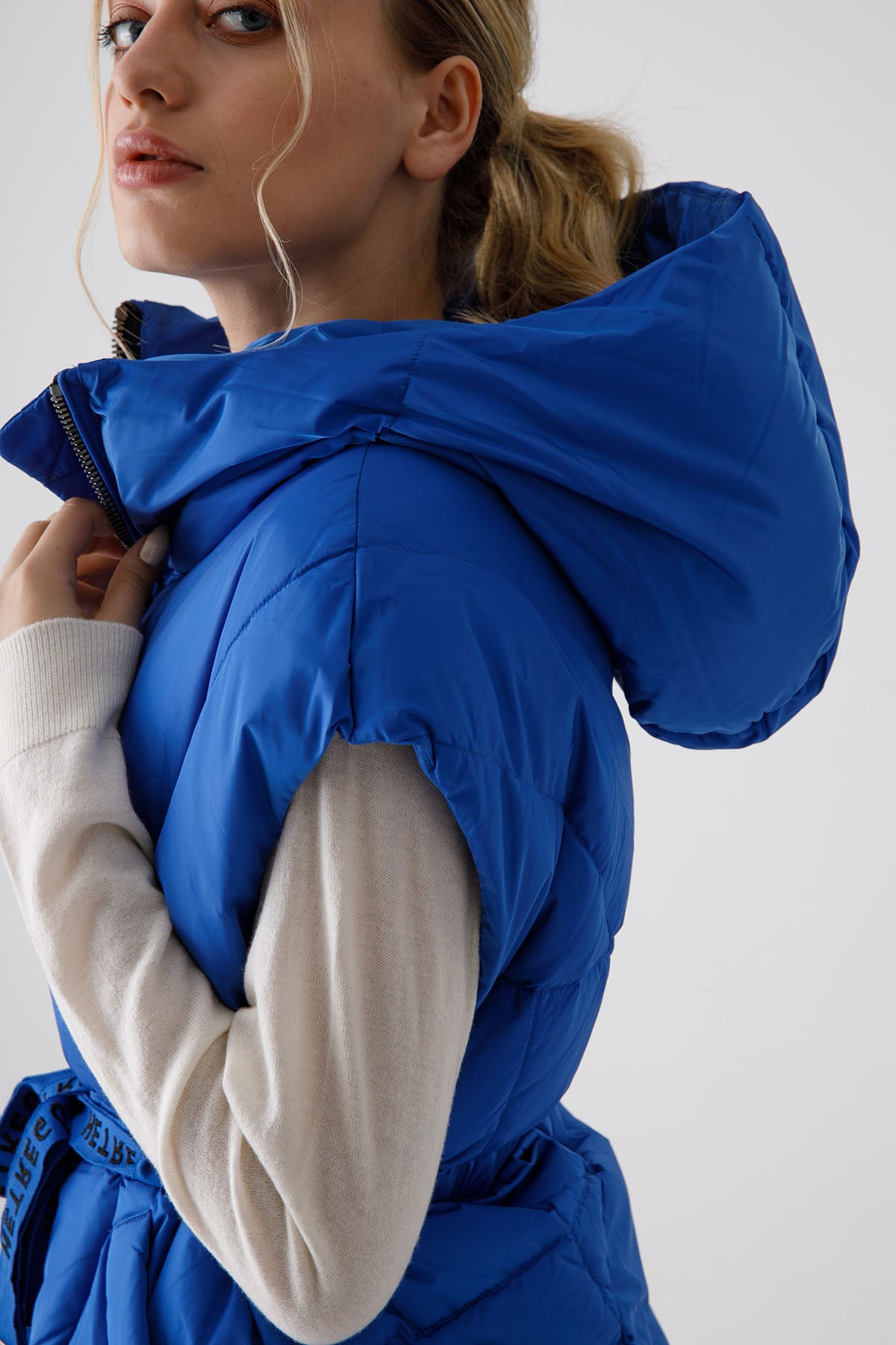 Hetrego Irene Geniş Kesim Kapüşonlu Puffer Yelek-Libas Trendy Fashion Store