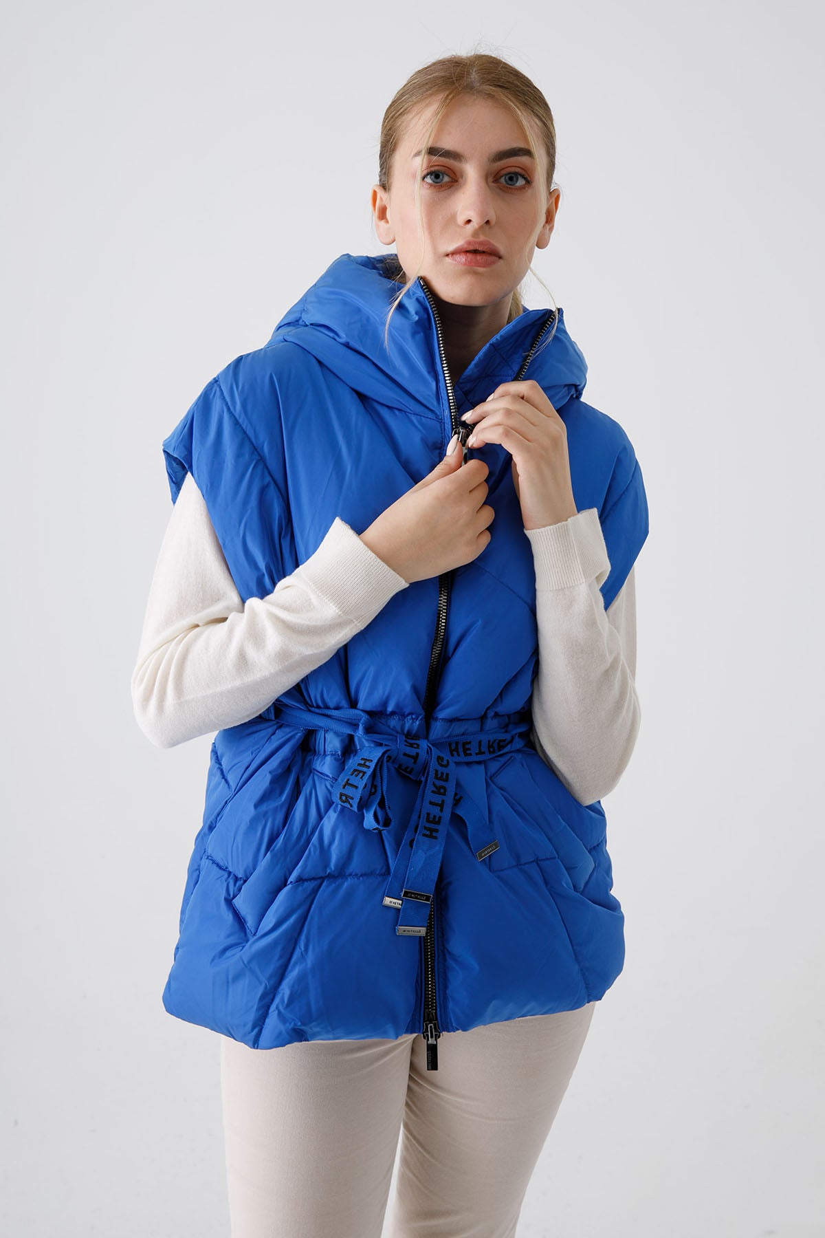 Hetrego Irene Geniş Kesim Kapüşonlu Puffer Yelek-Libas Trendy Fashion Store