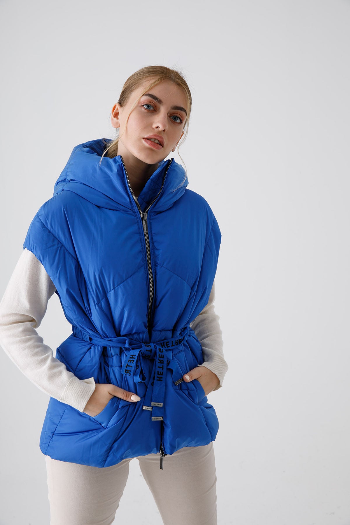 Hetrego Irene Geniş Kesim Kapüşonlu Puffer Yelek-Libas Trendy Fashion Store