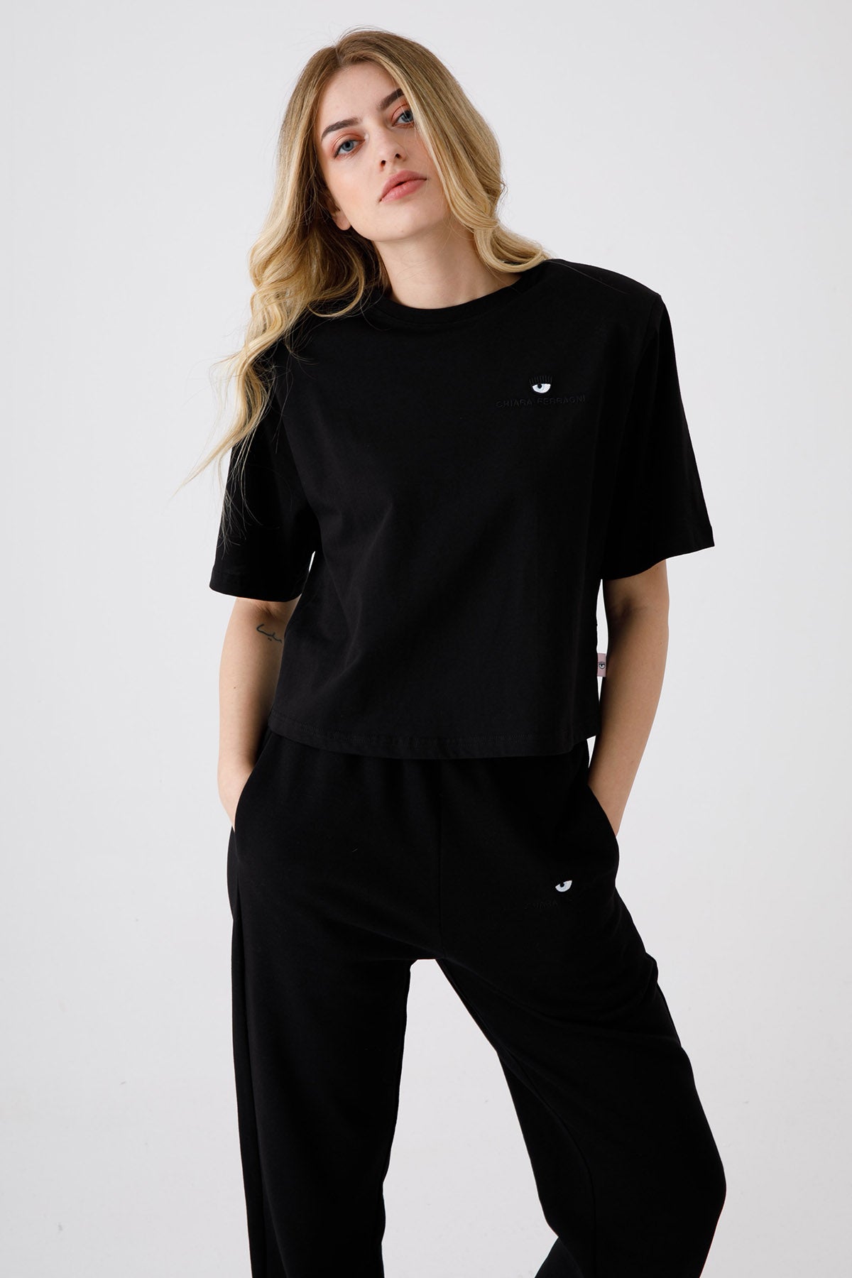Chiara Ferragni Geniş Kesim Logolu Crop T-shirt-Libas Trendy Fashion Store