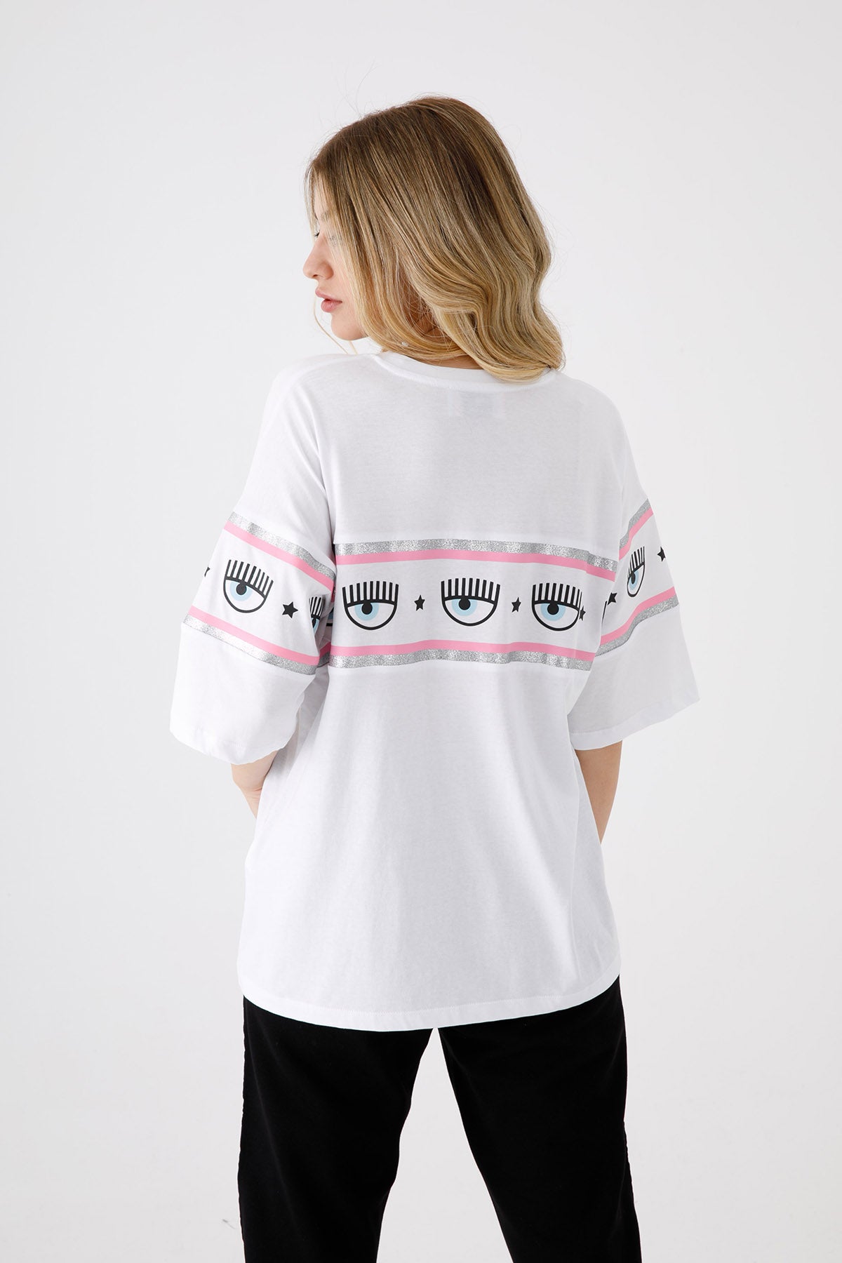 Chiara Ferragni Geniş Kesim Winking Eye T-shirt-Libas Trendy Fashion Store