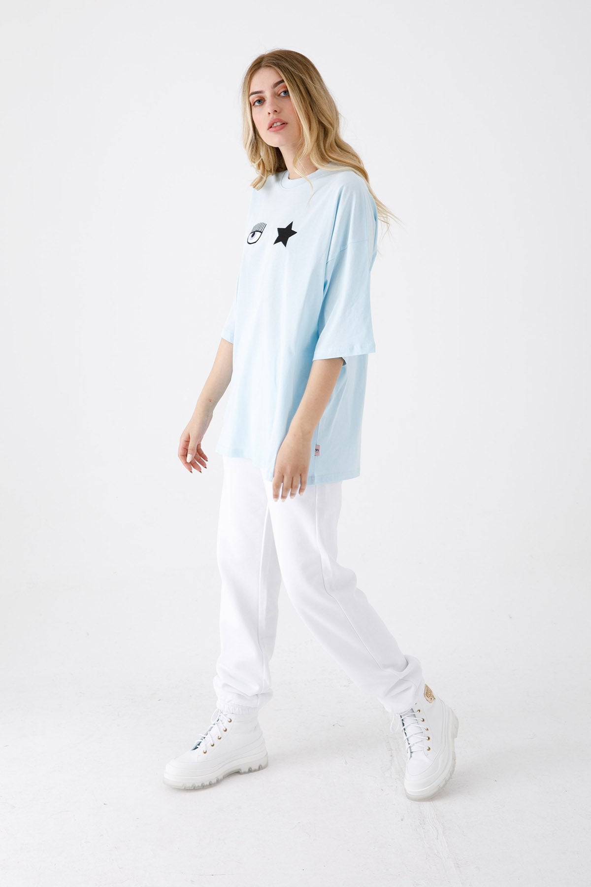 Chiara Ferragni Winking Eye Geniş Kesim T-shirt-Libas Trendy Fashion Store