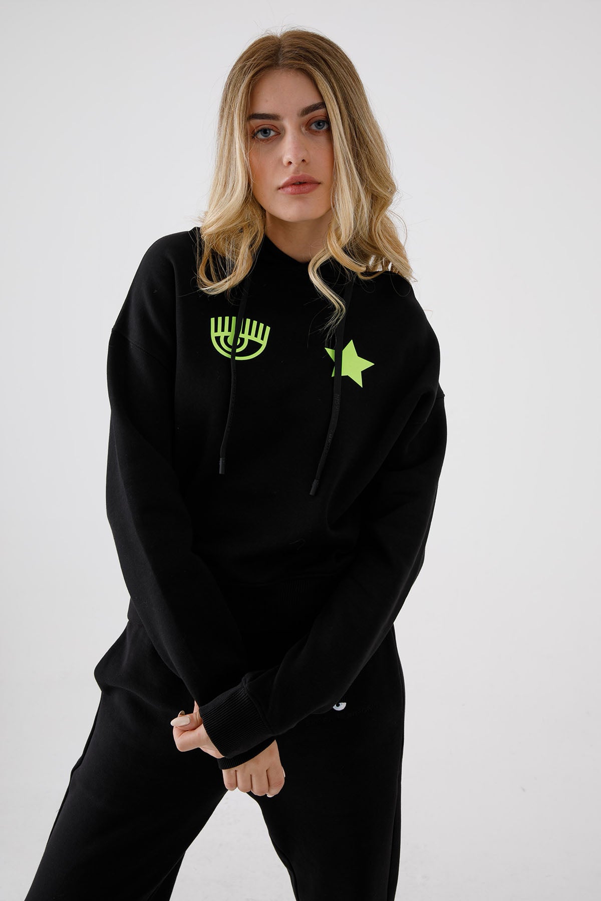 Chiara Ferragni Winking Eye Kapüşonlu Sweatshirt-Libas Trendy Fashion Store