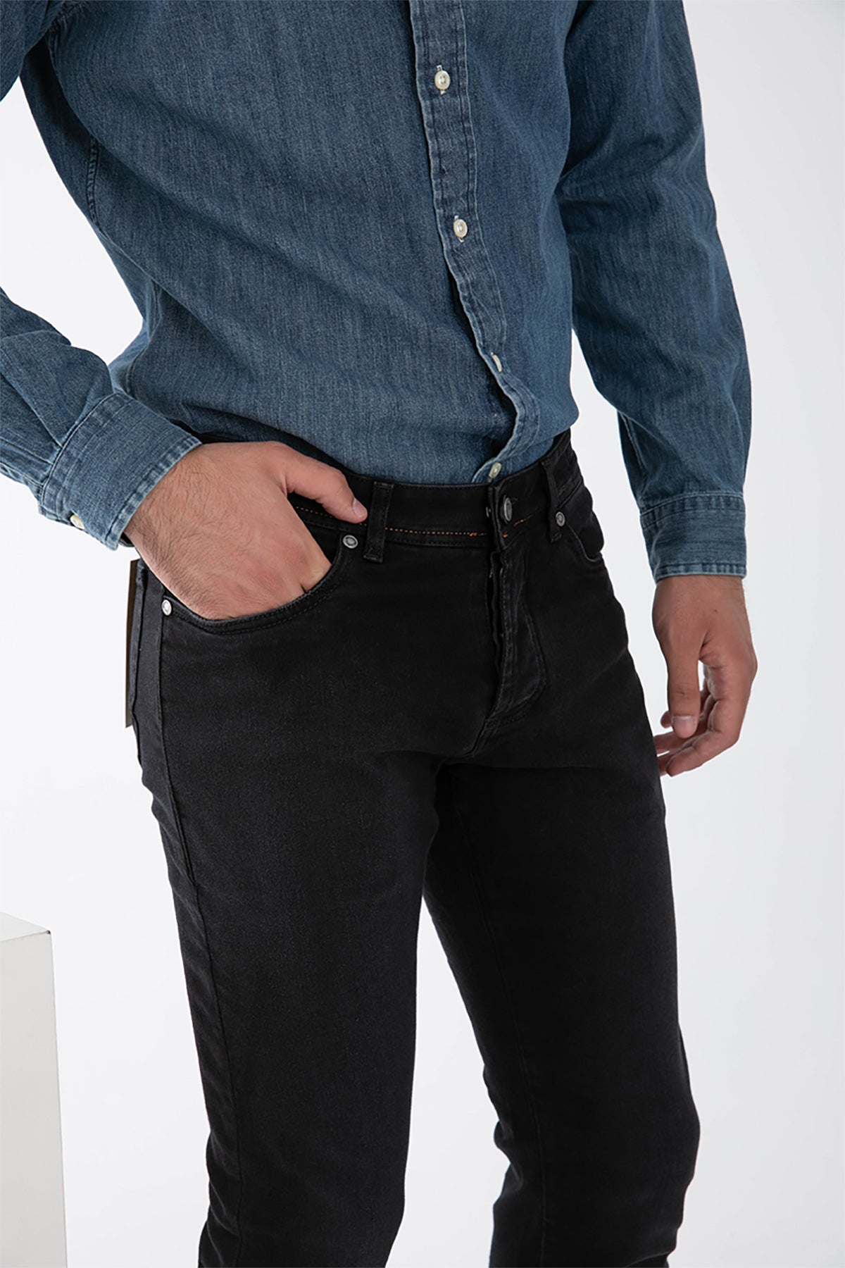 Richard J. Brown Cortina Travel Slim Fit Jeans-Libas Trendy Fashion Store