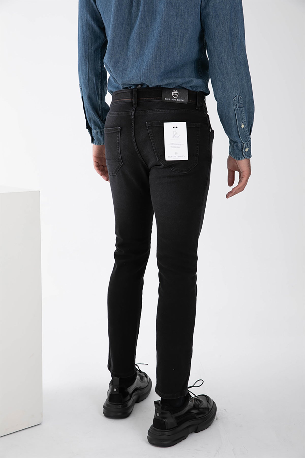 Richard J. Brown Cortina Travel Slim Fit Jeans-Libas Trendy Fashion Store