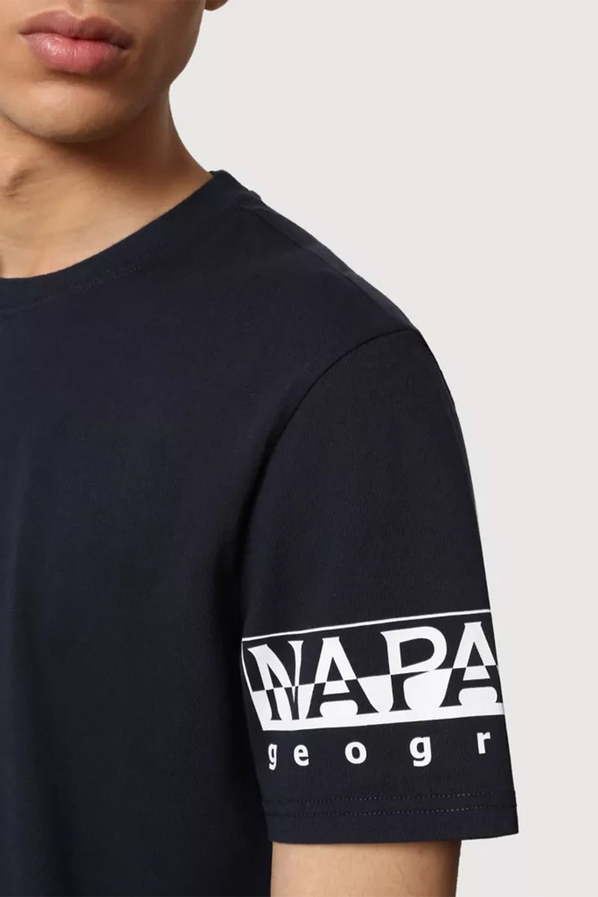 Napapijri Regular Fit Logolu T-shirt-Libas Trendy Fashion Store