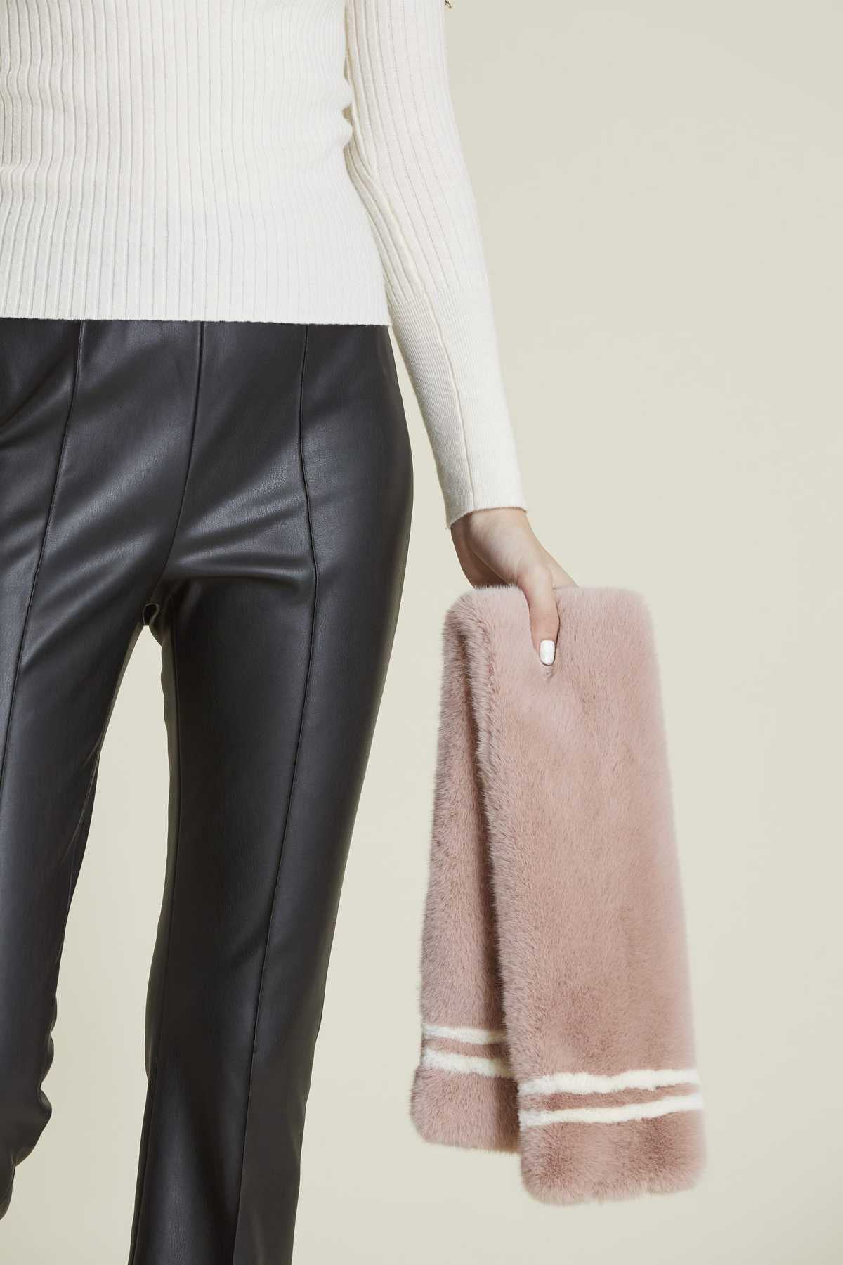 Rene Derhy Peluş Boyun Aksesuarı-Libas Trendy Fashion Store