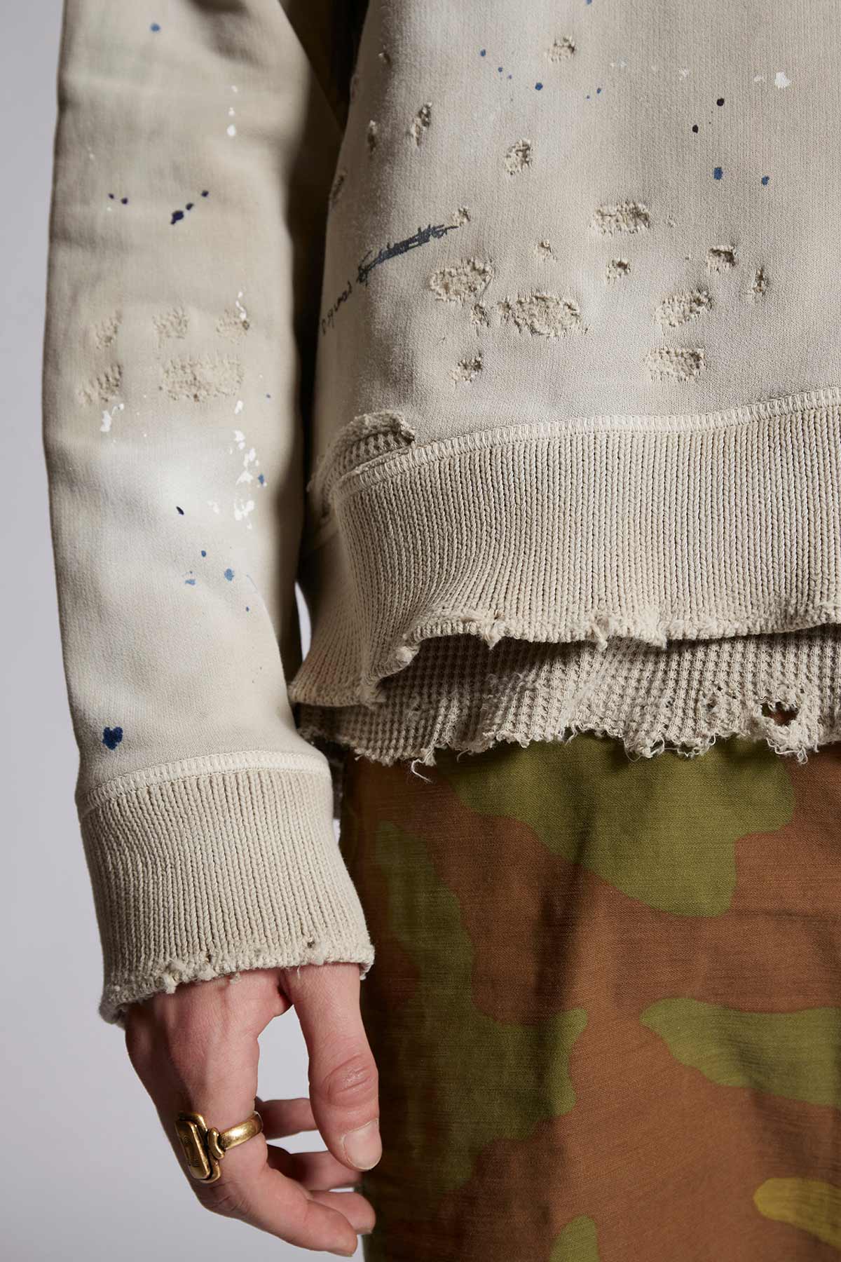 Dsquared Eskitme Detaylı Yuvarlak Yaka Sweatshirt-Libas Trendy Fashion Store