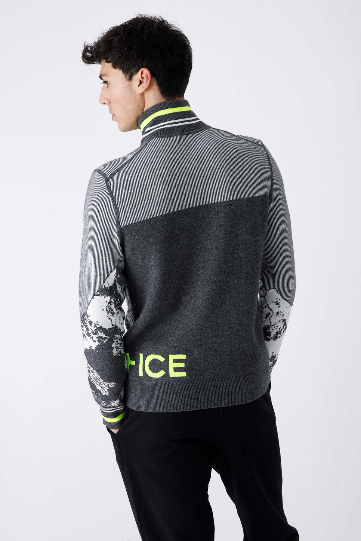 Bogner Cale Dik Fermuarlı Yaka Sweatshirt-Libas Trendy Fashion Store