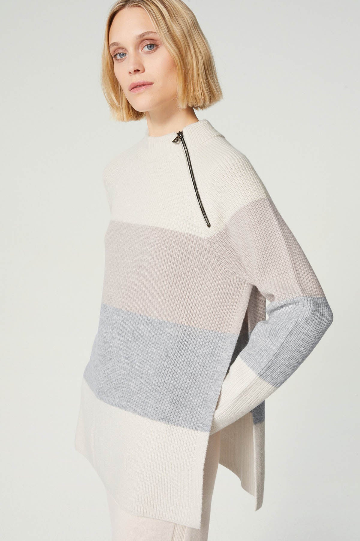 Bogner Lona Geniş Kesim Yırtmaçlı Yün Triko-Libas Trendy Fashion Store