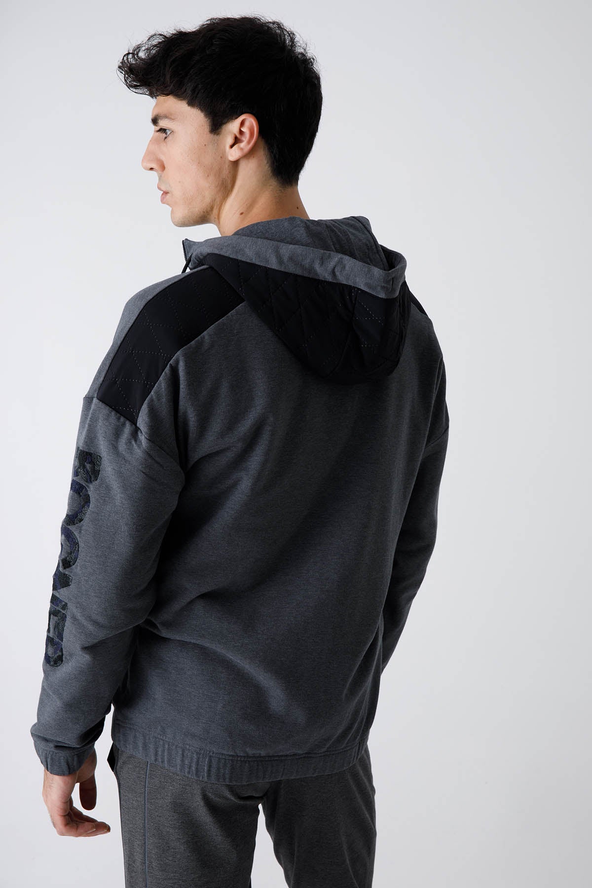 Bogner Harro Kapüşonlu Fermuarlı Sweatshirt Ceket-Libas Trendy Fashion Store