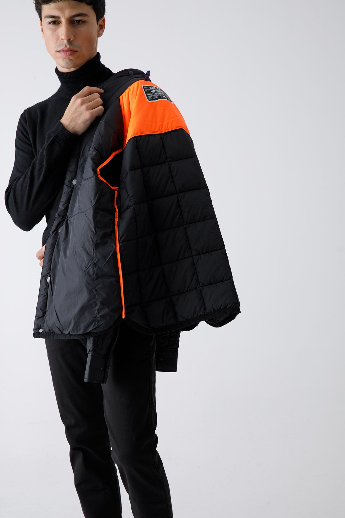 Replay Cep Detaylı İnce Puffer Mont-Libas Trendy Fashion Store