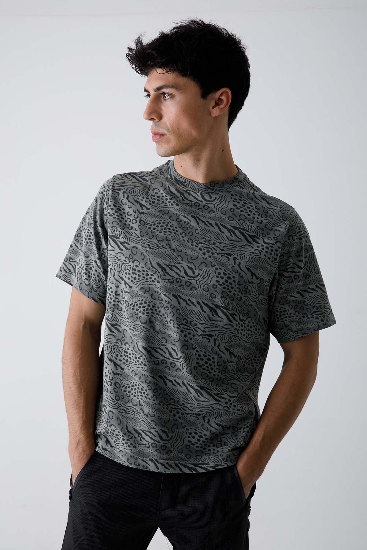 Kenzo Çita Desenli T-shirt-Libas Trendy Fashion Store