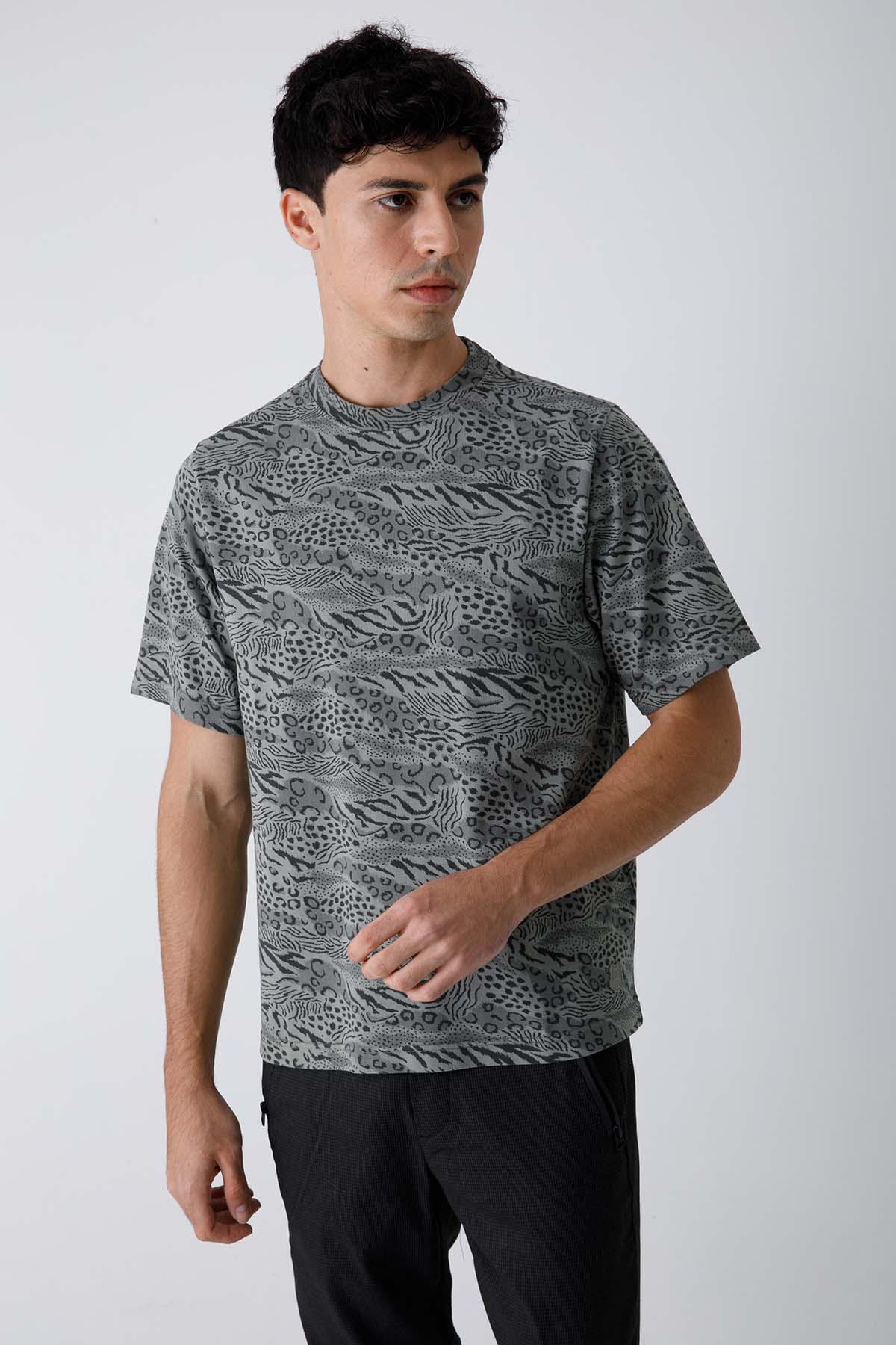 Kenzo Çita Desenli T-shirt-Libas Trendy Fashion Store