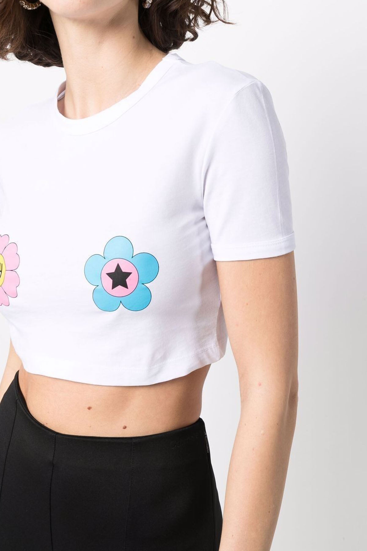 Chiara Ferragni Logolu Crop T-shirt-Libas Trendy Fashion Store