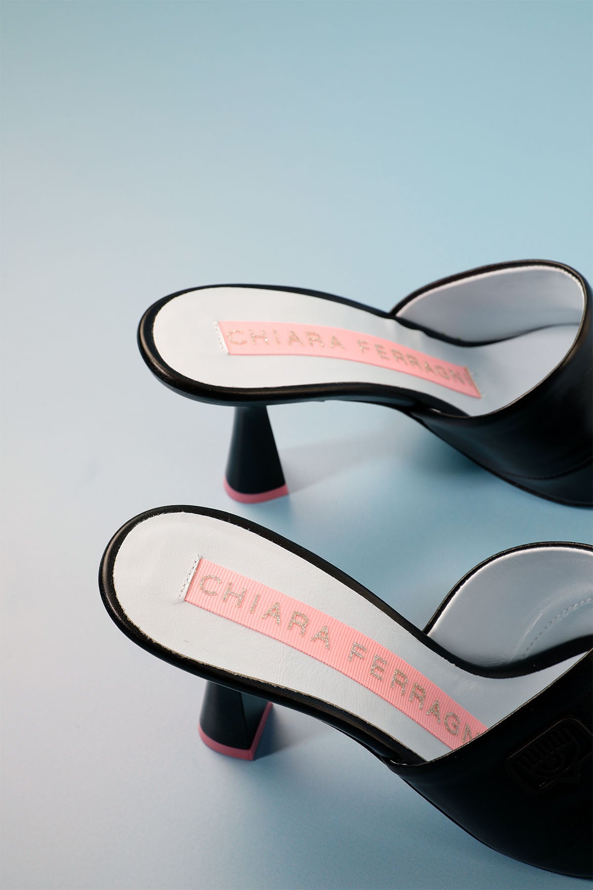 Chiara Ferragni Küt Burun Deri Topuklu Terlik-Libas Trendy Fashion Store