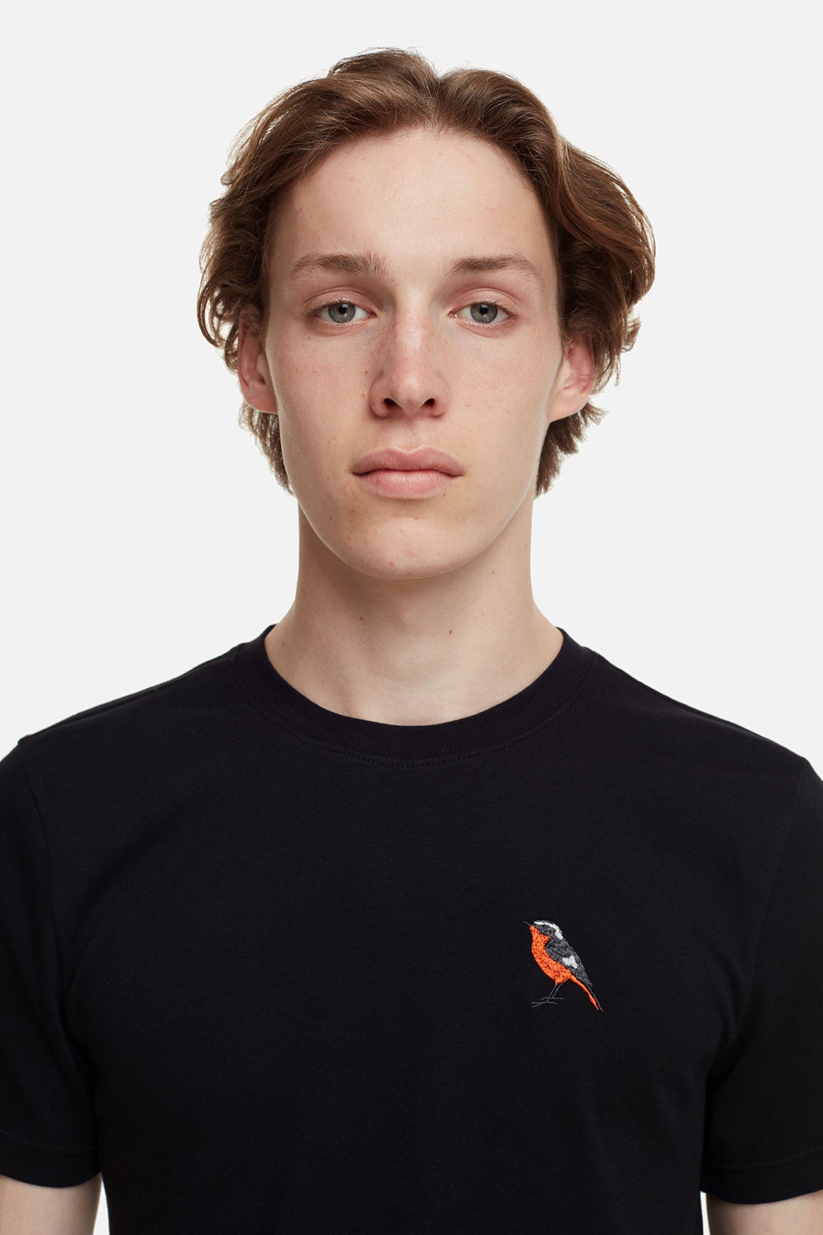 Les Benjamins Yuvarlak Yaka Logolu T-shirt-Libas Trendy Fashion Store