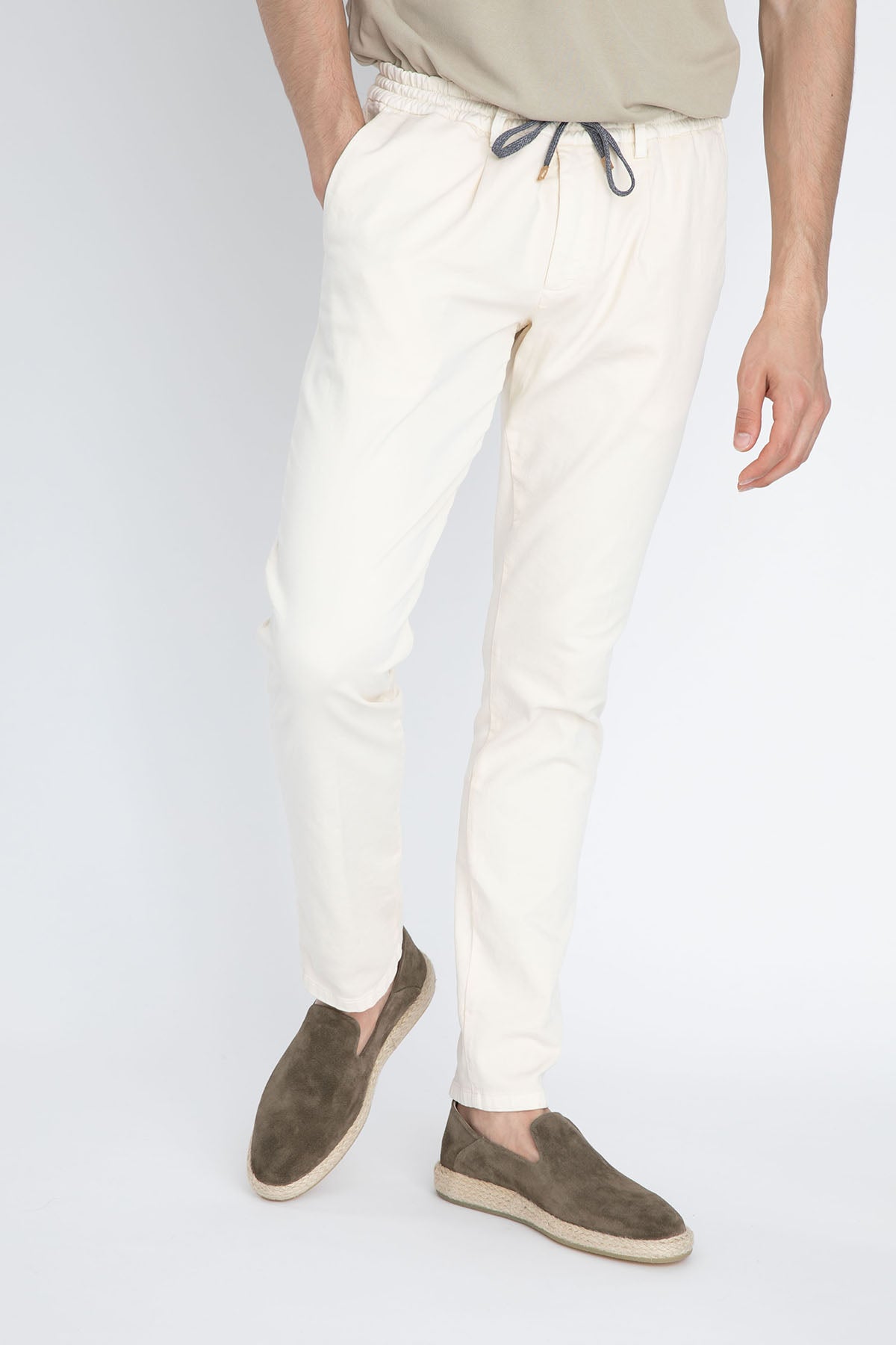 Fradi Beli Lastikli Tek Pile Pantolon-Libas Trendy Fashion Store