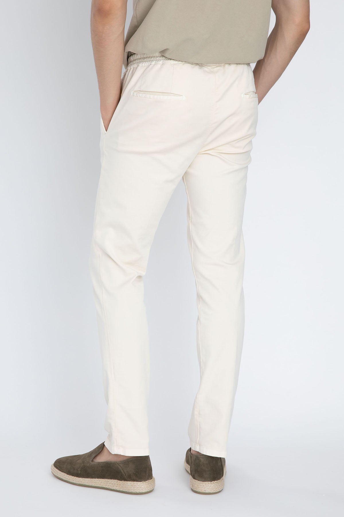 Fradi Beli Lastikli Tek Pile Pantolon-Libas Trendy Fashion Store