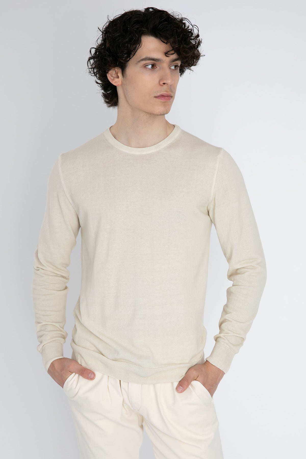 Fradi Yuvarlak Yaka Triko-Libas Trendy Fashion Store