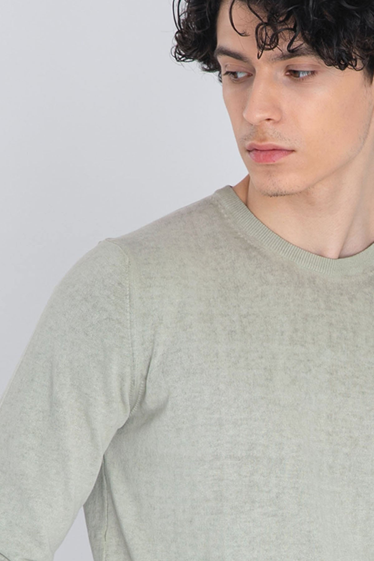 Fradi Yuvarlak Yaka Triko-Libas Trendy Fashion Store